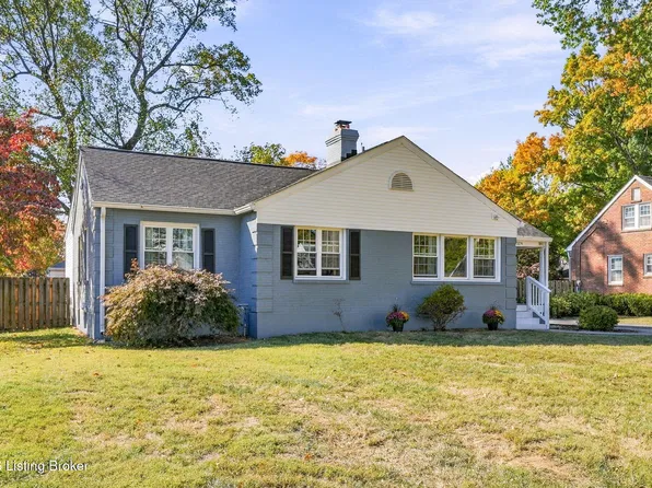 324 Monohan Dr, Saint Matthews, KY 40207