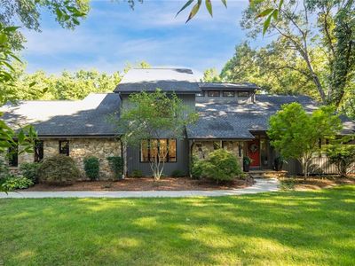 8205 Crows Nest Ln, Greensboro, NC, 27455