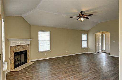 4th image of 3833 Westfield Dr