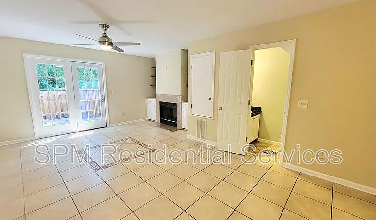 5116 Lampost Cir — Photo 6
