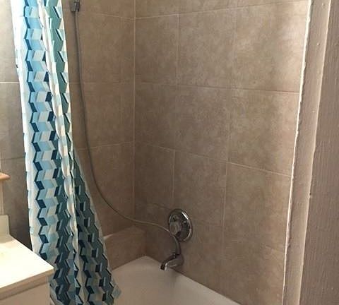 4th image of 228 2nd Ave E APT 6