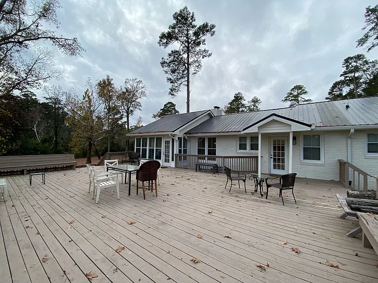 264 E Vineland Rd — Photo 16