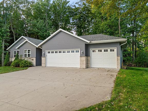 3rd image of 3318 Cimarron COURT