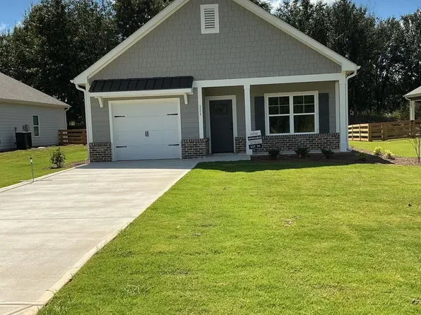 111 Cottage Grove Cir, Eatonton, GA 31024