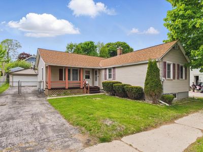 910 South 19th STREET, Manitowoc, WI, 54220