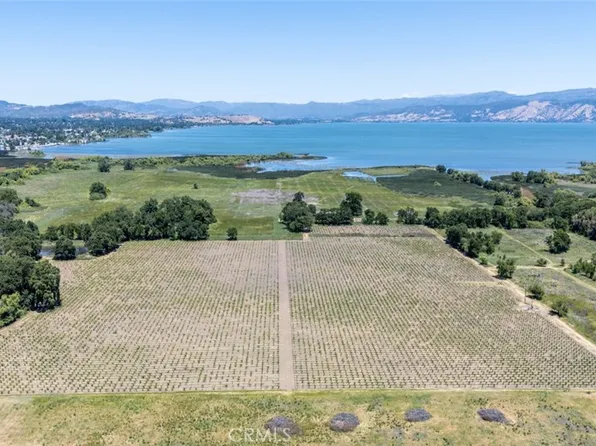 270 Soda Bay Rd, Lakeport, CA 95453