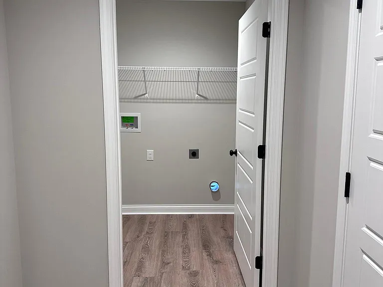 103 Breathitt Ave #306 — Photo 8