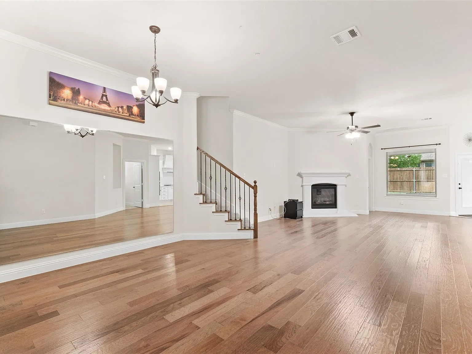 4 bed, 3.5 bath, 3258 sqft, $3,300 — Photo 3