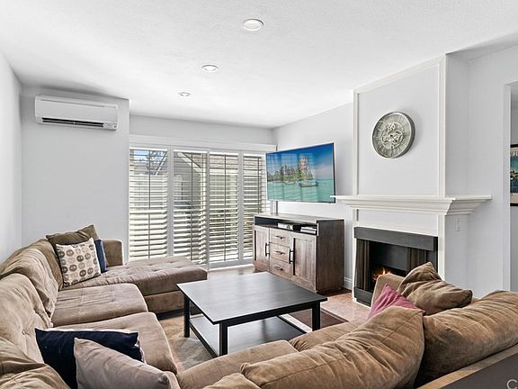 3rd image of 34 Seaside Cir