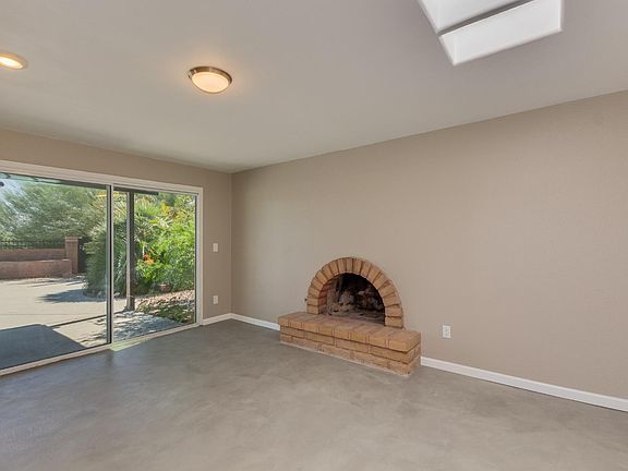 5th image of 5305 S Camino De La Tierra