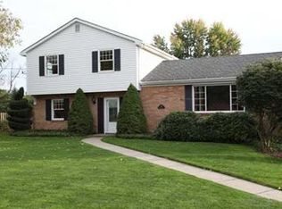 699 Ryland Dr, Pittsburgh, PA