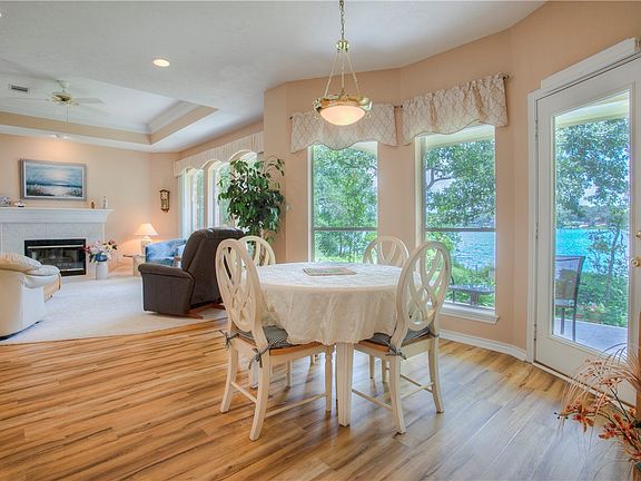 5th image of 65 Lakeland Dr S