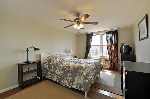 Sold by Corcoran | media 21