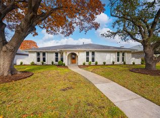 7329 La Sobrina Dr, Dallas, TX 75248