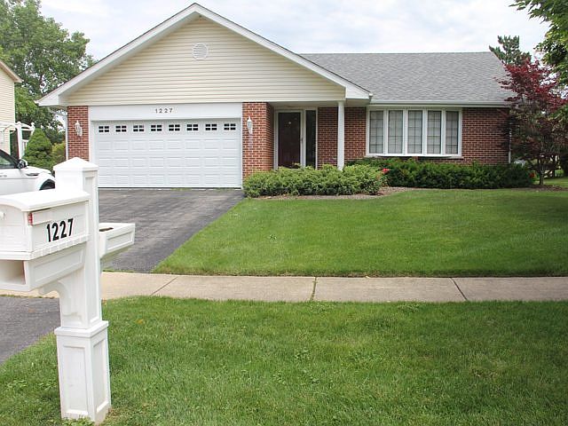 1st image of 1227 Tracie Dr