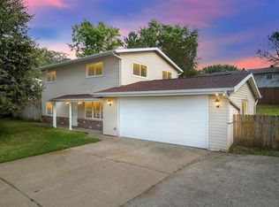 528 Flint St, Onalaska, WI 54650