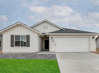 805 SW Alpha St, Mountain Home, ID 83647