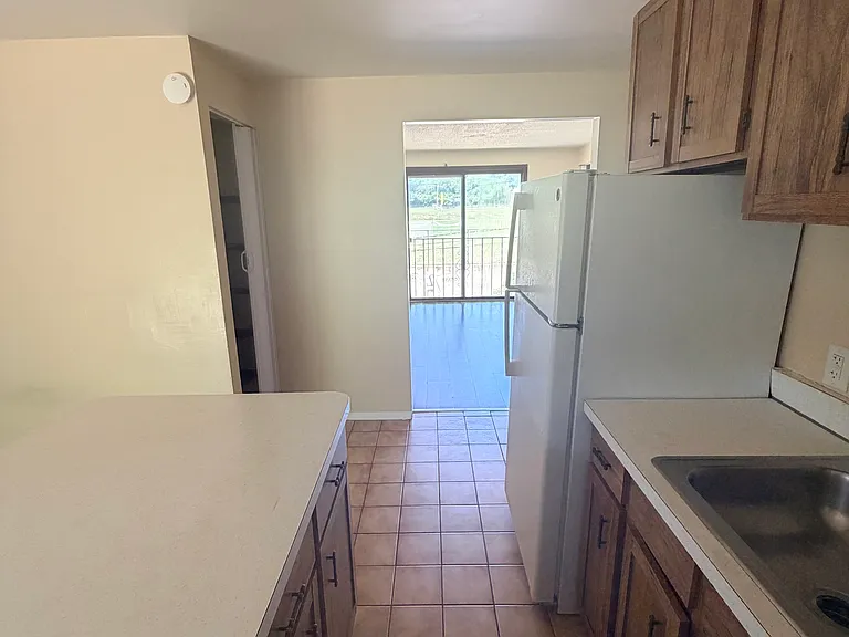 67 Fairview Ave — Photo 10