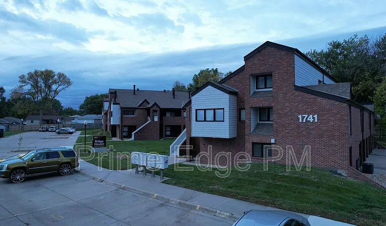 1741 Ridgehaven Ct #5 — Photo 32