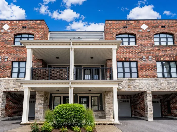 219 Dundas St E Unit 27, Hamilton, ON L8B 0E9