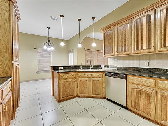 4th image of 625 Coffee Mill Dr