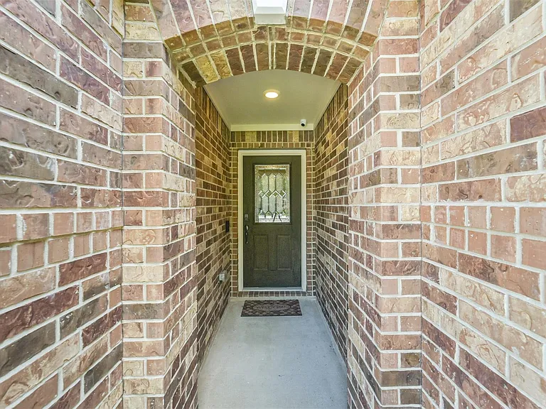 25546 Kensington Lake Dr — Photo 5