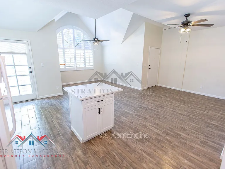 20 S Buena Vista Ave #208 — Photo 15