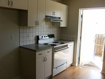 4th image of 1563 Bonair St