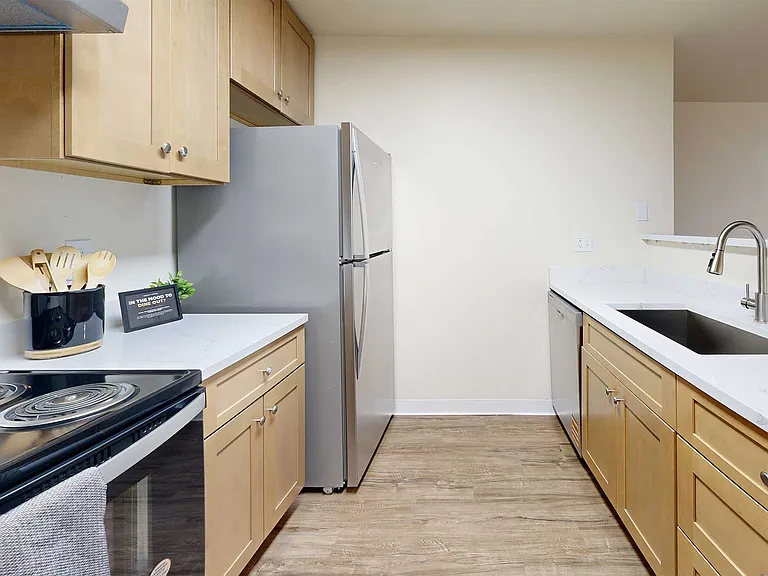 Crown Pointe — Photo 10