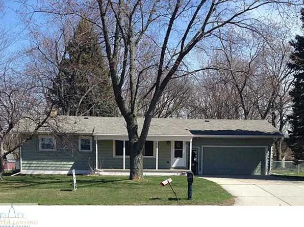 404 N Creyts Rd, Lansing, MI 48917