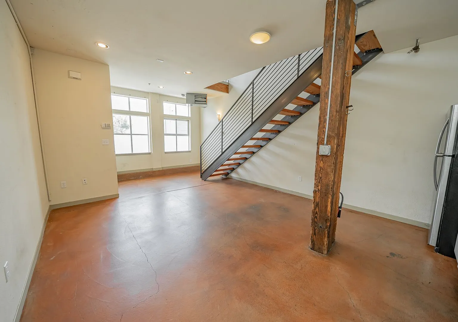 Boathouse Lofts — Photo 3