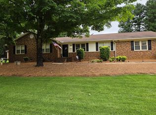 116 Sun Valley Dr, Boiling Springs, SC 29316
