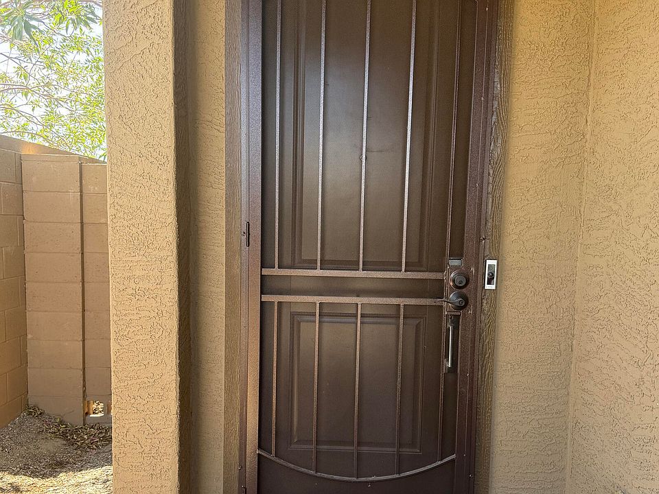 1st image of 16809 W EVERGREEN Road
