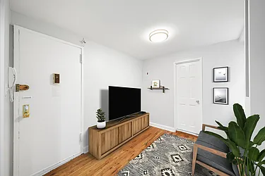 Rented by Cooper & Cooper Real Estate