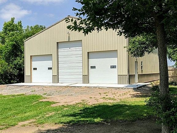 Shop, Built in 2017