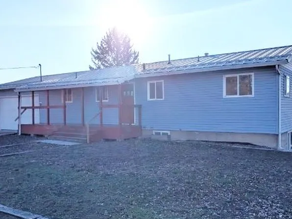 1380 Detroit St, Elgin, OR 97827