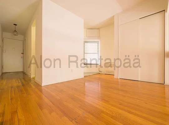 Rented by (Legacy) NY Quality Living Uptown | media 16