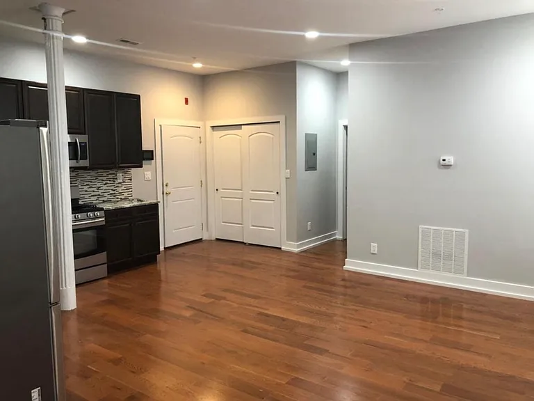 1238 E Columbia Ave #1 — Photo 1