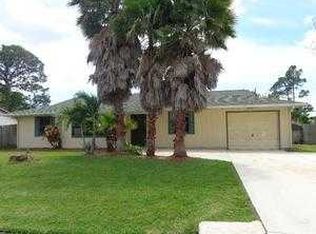 2332 SE Bounty Ave, Port Saint Lucie, FL 34952