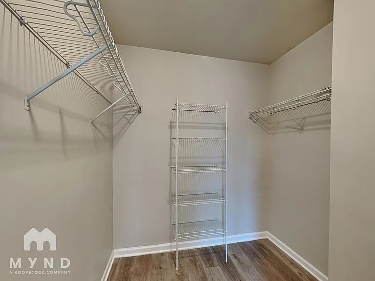 225 E Webber Ln — Photo 16