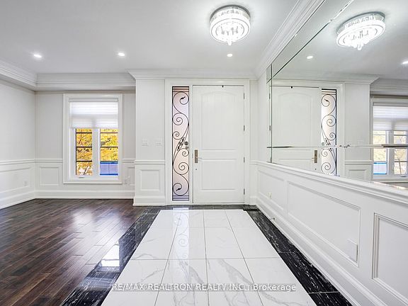 5th image of 19 Irvington Cres