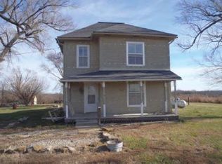 3129 Delaware Rd, Pomona, KS 66076