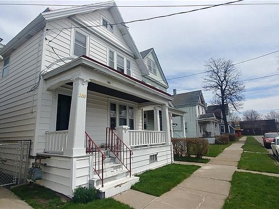 3rd image of 388 Bristol St