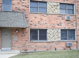 7011 Astor Ave APT F1, Hanover Park, IL 60133
