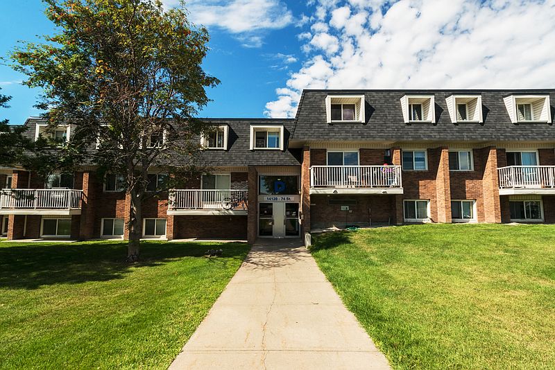 Edmonton Apartment for rent - 2 Bedrooms — photo 5