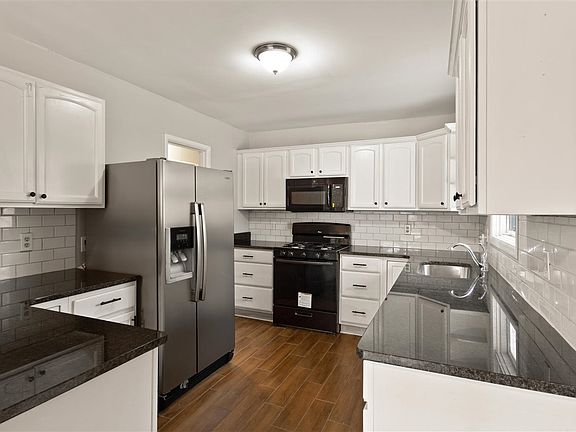 5th image of 4312 Cherrydale Ave