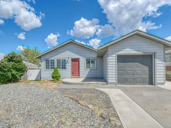 808 SE 6th St, Pendleton, OR 97801