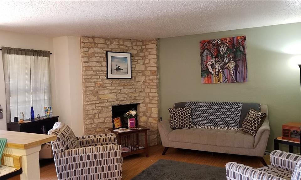 2nd image of 2311 Rachael Ct APT A