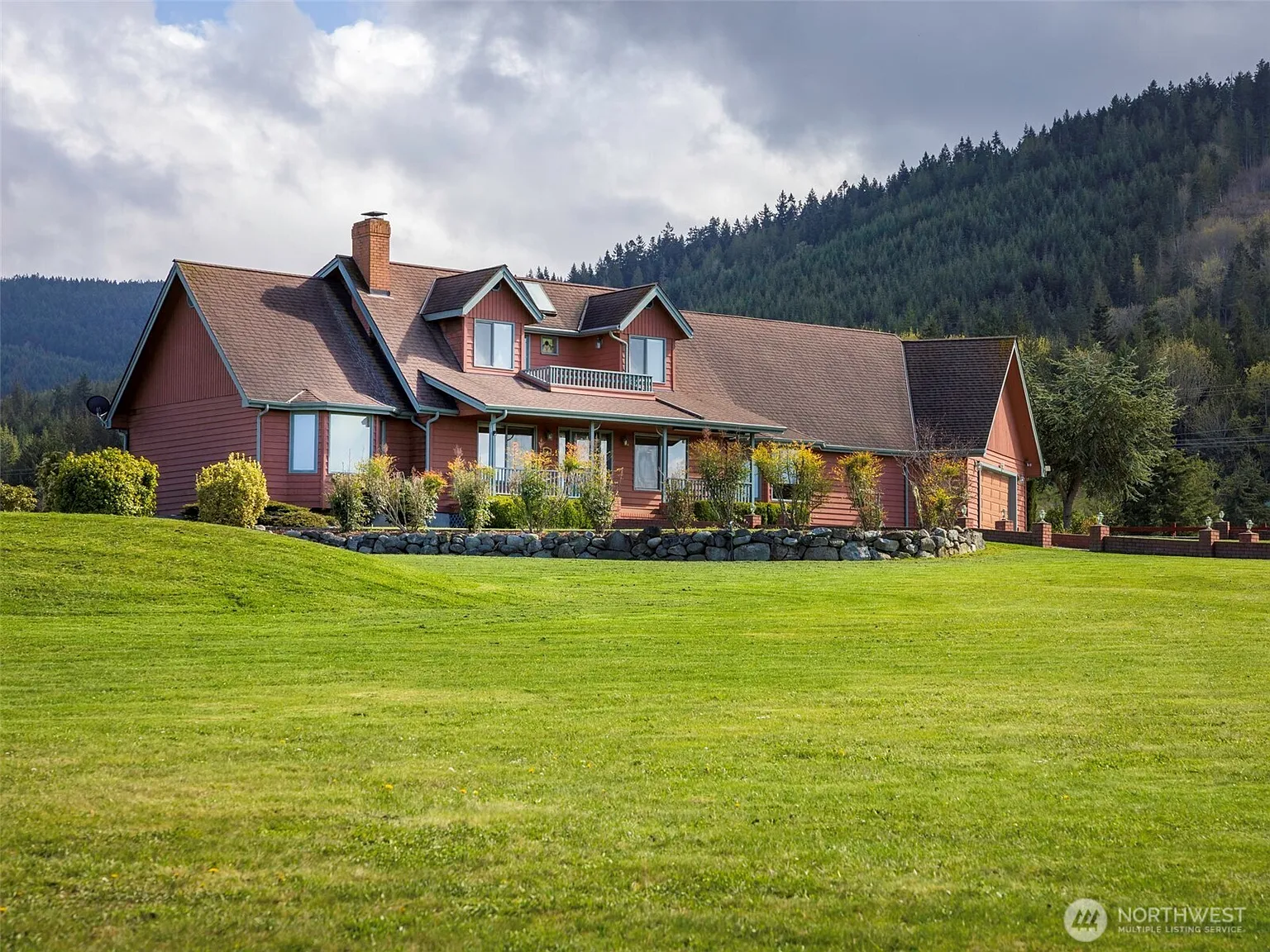 2594 Happy Valley Road photo 1