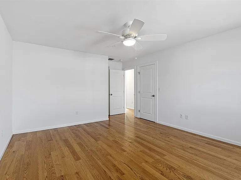 27 Mill St #D — Photo 13